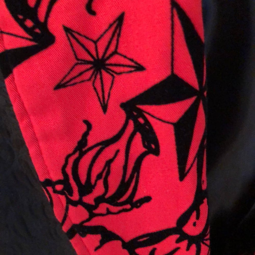 Hearts and Roses jacket - Picture 3 of 13